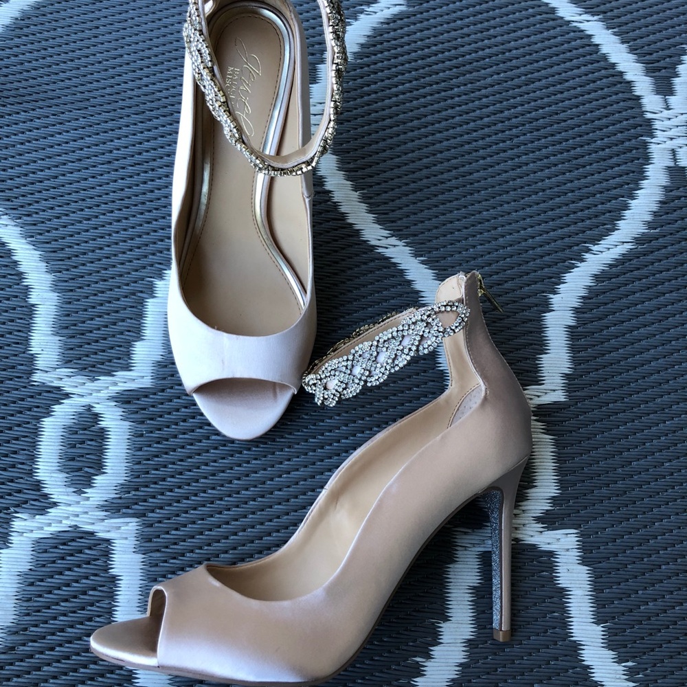 Jewel Badgley Mischka Heels